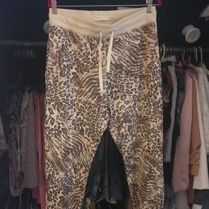 Spell leopard Maverick Ada trackies L